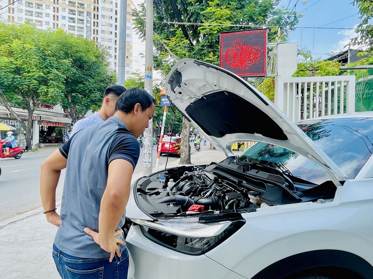 những khoản chi phí có thể phát sinh khi dùng ô tô