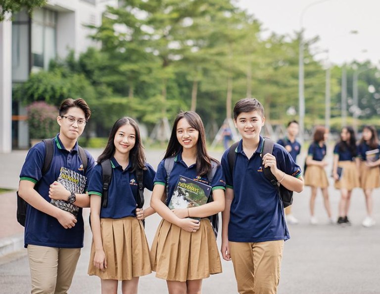 Đồng phục học sinh THCS