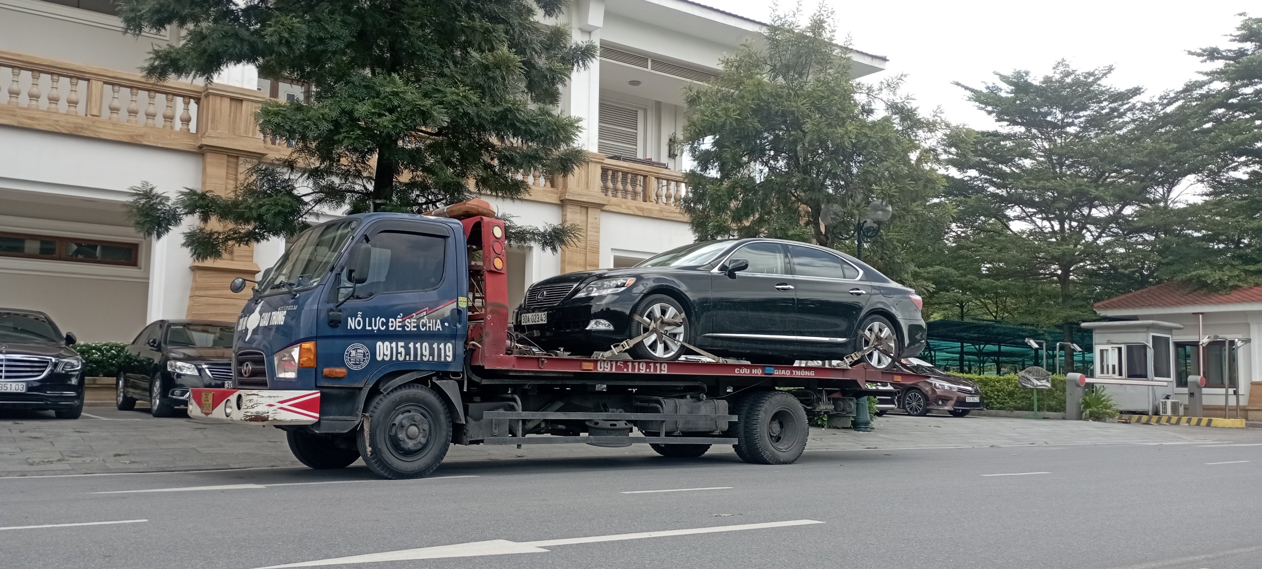 cứu hộ xe Khu Đô thị Việt Hưng