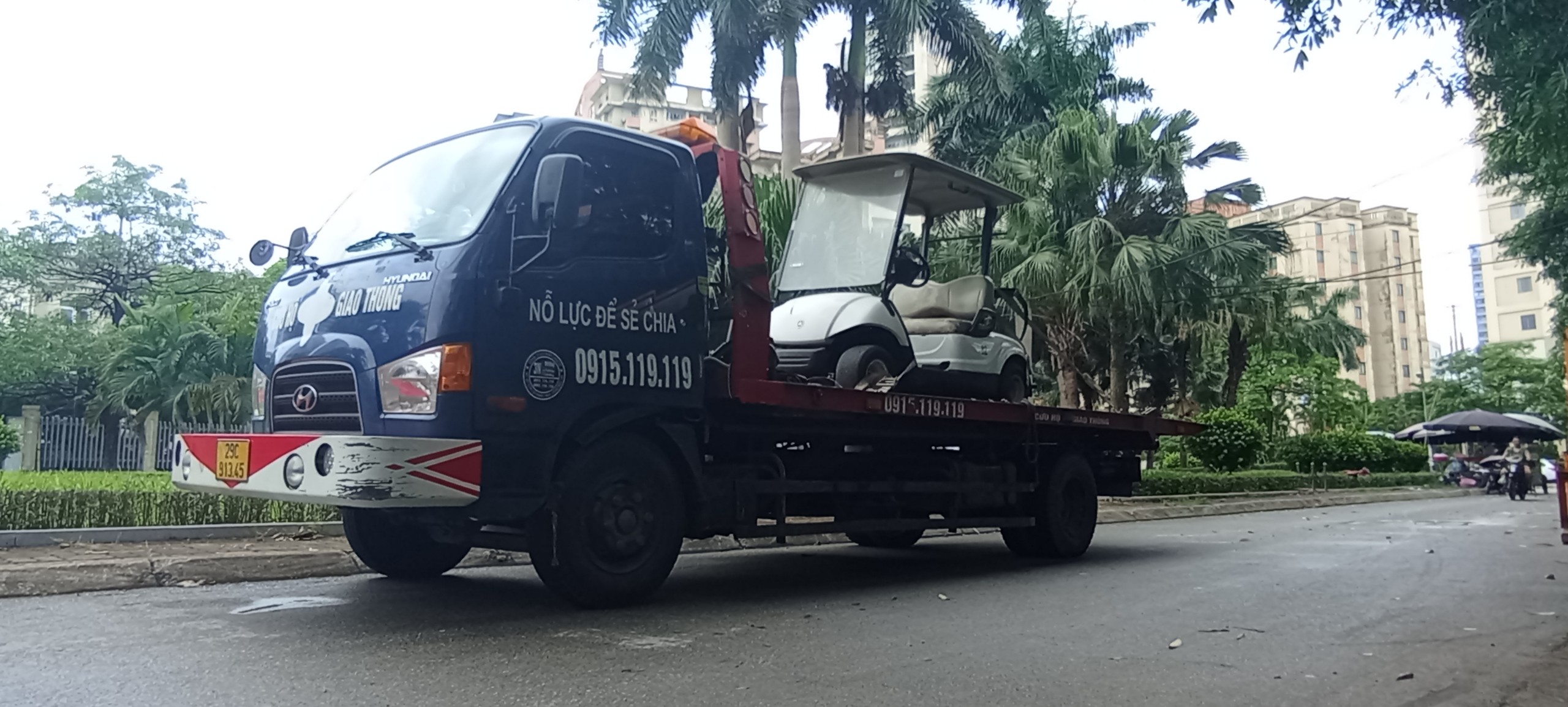 Cứu hộ giao thông Vinhomes Tây Mỗ