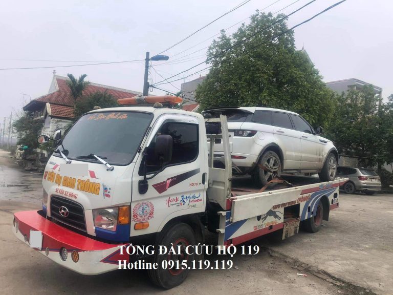 Xe cẩu cứu hộ giao thông